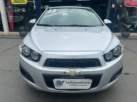 CHEVROLET Sonic Hatch 1.6 16V 4P LT FLEX AUTOMÁTICO, Foto 2 CHEVROLET Sonic Hatch 1.6 16V 4P LT FLEX AUTOMÁTICO, Foto 2