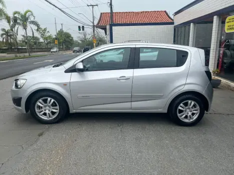 CHEVROLET Sonic Hatch 1.6 16V 4P LT FLEX AUTOMÁTICO, Foto 7 CHEVROLET Sonic Hatch 1.6 16V 4P LT FLEX AUTOMÁTICO, Foto 7