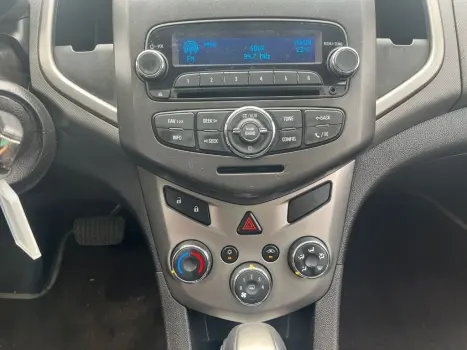 CHEVROLET Sonic Hatch 1.6 16V 4P LT FLEX AUTOMÁTICO, Foto 12 CHEVROLET Sonic Hatch 1.6 16V 4P LT FLEX AUTOMÁTICO, Foto 12