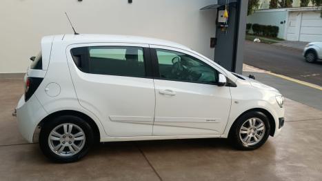 CHEVROLET Sonic Hatch 1.6 16V 4P LT FLEX AUTOM�TICO, Foto 4