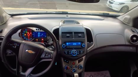 CHEVROLET Sonic Hatch 1.6 16V 4P LT FLEX AUTOM�TICO, Foto 17
