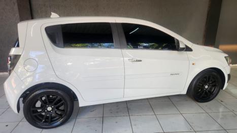 CHEVROLET Sonic Hatch 1.6 16V 4P LTZ FLEX AUTOMÁTICO, Foto 2