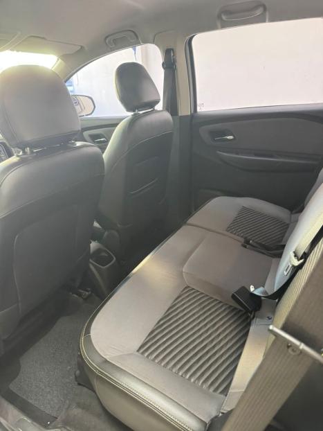 CHEVROLET Spin 1.8 4P FLEX ACTIV5 AUTOM�TICO, Foto 12