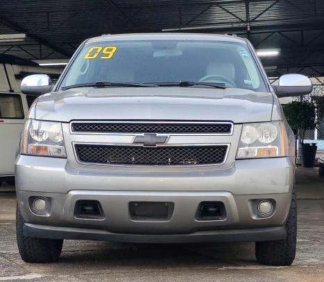 CHEVROLET Suburban 5.3 V8 4P 4X4 LT AUTOM�TICO, Foto 3