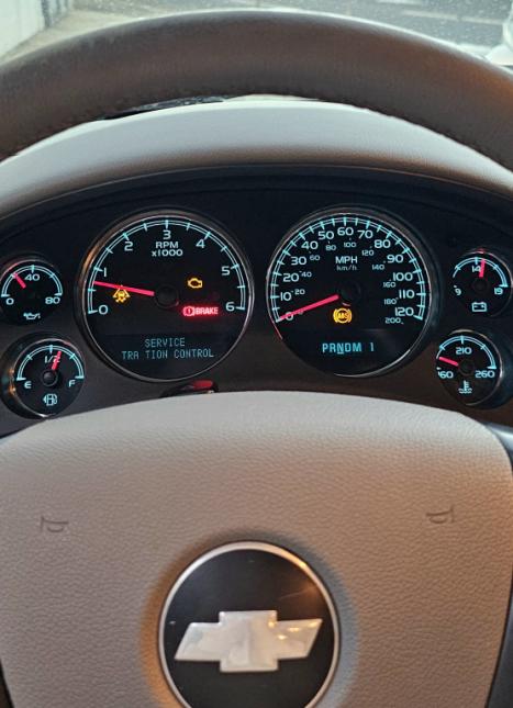 CHEVROLET Suburban 5.3 V8 4P 4X4 LT AUTOM�TICO, Foto 7