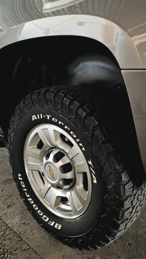 CHEVROLET Suburban 5.3 V8 4P 4X4 LT AUTOM�TICO, Foto 16