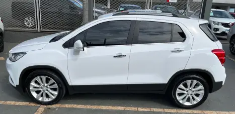 CHEVROLET Tracker 1.4 16V 4P FLEX PREMIER TURBO AUTOMÁTICO, Foto 7 CHEVROLET Tracker 1.4 16V 4P FLEX PREMIER TURBO AUTOMÁTICO, Foto 7