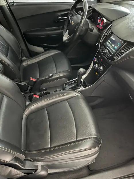 CHEVROLET Tracker 1.4 16V 4P FLEX PREMIER TURBO AUTOMÁTICO, Foto 17 CHEVROLET Tracker 1.4 16V 4P FLEX PREMIER TURBO AUTOMÁTICO, Foto 17