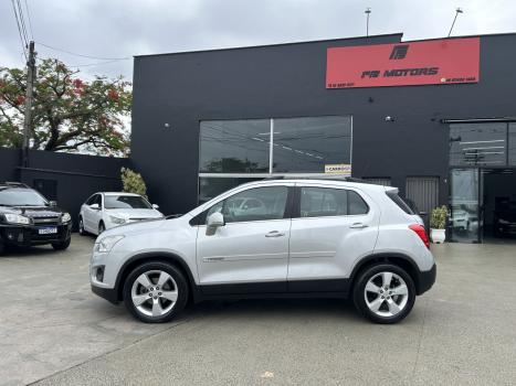 CHEVROLET Tracker 1.8 16V 4P FLEX LTZ AUTOMÁTICO, Foto 4 CHEVROLET Tracker 1.8 16V 4P FLEX LTZ AUTOMÁTICO, Foto 4