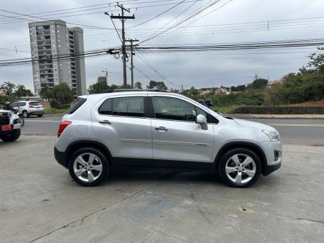 CHEVROLET Tracker 1.8 16V 4P FLEX LTZ AUTOMÁTICO, Foto 6 CHEVROLET Tracker 1.8 16V 4P FLEX LTZ AUTOMÁTICO, Foto 6