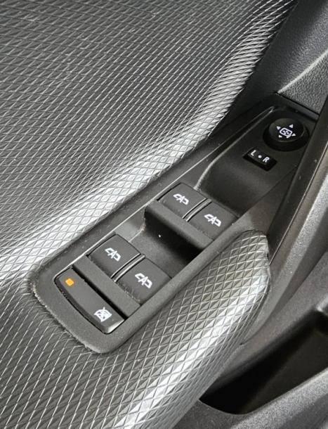 CHEVROLET Tracker 1.0 12V 4P FLEX TURBO AUTOM�TICO, Foto 15