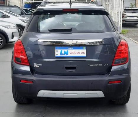 CHEVROLET Tracker 1.8 16V 4P FLEX LTZ AUTOM�TICO, Foto 4