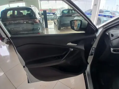 CHEVROLET Tracker 1.0 12V 4P FLEX TURBO AUTOM�TICO, Foto 7