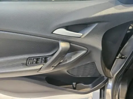 CHEVROLET Tracker 1.0 12V 4P FLEX TURBO AUTOM�TICO, Foto 7