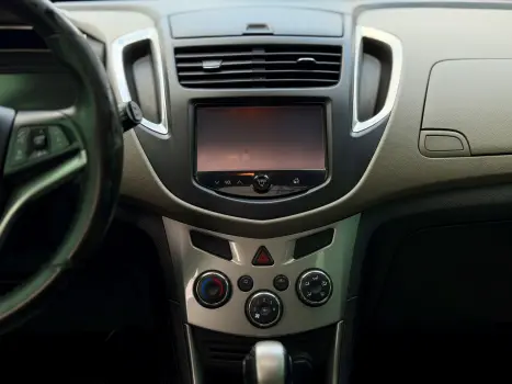 CHEVROLET Tracker 1.8 16V 4P FLEX LTZ AUTOM�TICO, Foto 9