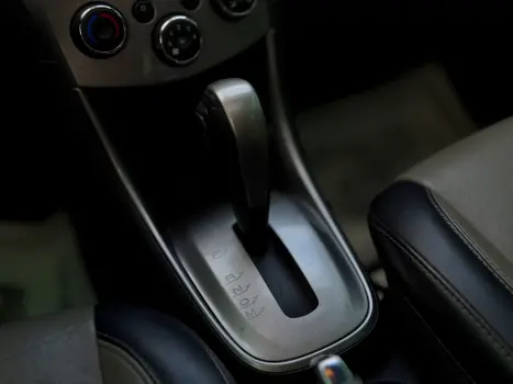 CHEVROLET Tracker 1.8 16V 4P FLEX LTZ AUTOM�TICO, Foto 10