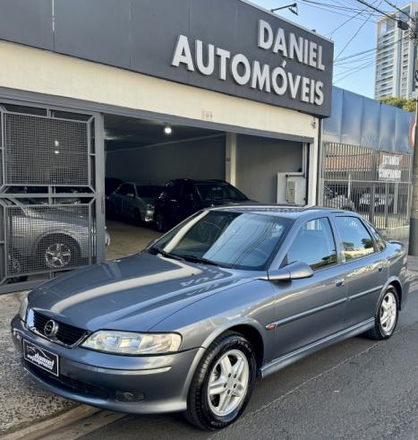 CHEVROLET Vectra Sedan 2.2 16V 4P CD, Foto 3