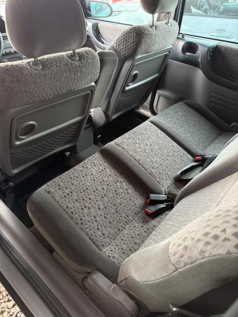 CHEVROLET Zafira 2.0 4P ELEGANCE AUTOM�TICO, Foto 5