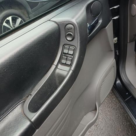 CHEVROLET Zafira 2.0 4P FLEX EXPRESSION 7 LUGARES AUTOM�TICO, Foto 12