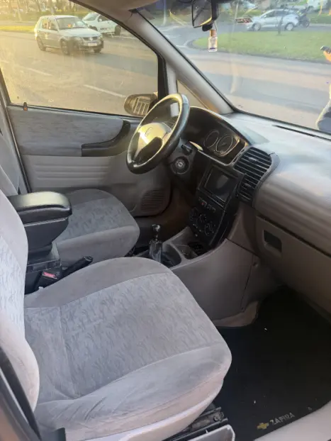 CHEVROLET Zafira 2.0 4P FLEX EXPRESSION 7 LUGARES, Foto 11
