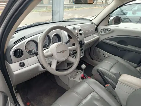 CHRYSLER PT Cruiser 2.4 16V 4P CLASSIC AUTOMÁTICO, Foto 4 CHRYSLER PT Cruiser 2.4 16V 4P CLASSIC AUTOMÁTICO, Foto 4