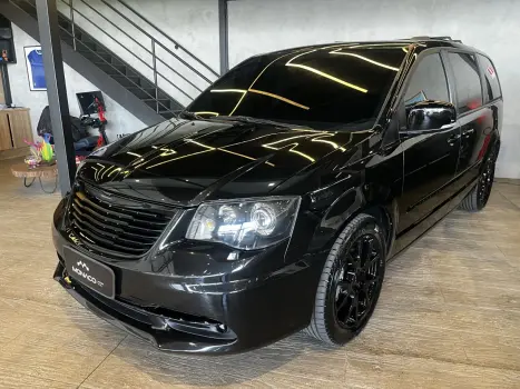 CHRYSLER Town & Country 3.6 V6 12V 4P LIMITED AUTOMÁTICO, Foto 2