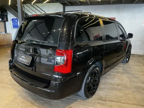 CHRYSLER Town & Country 3.6 V6 12V 4P LIMITED AUTOMÁTICO, Foto 8