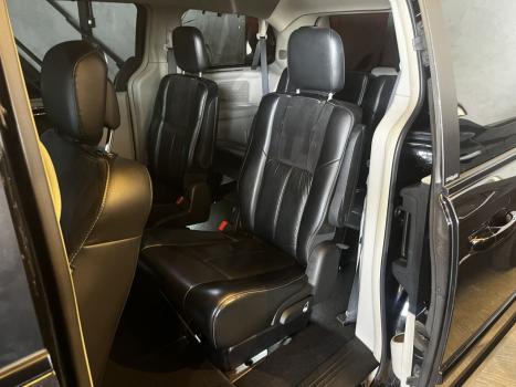 CHRYSLER Town & Country 3.6 V6 12V 4P LIMITED AUTOMÁTICO, Foto 14