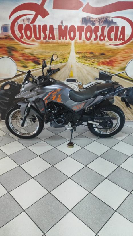 DAFRA NH 190 , Foto 1