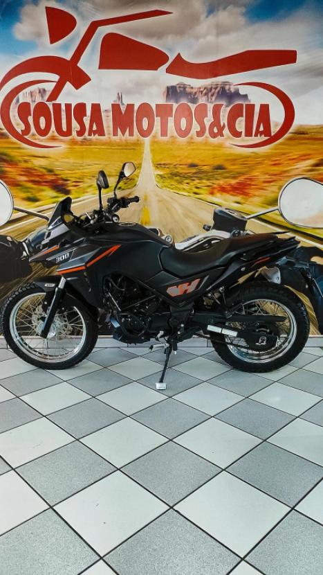 DAFRA NH 300 , Foto 1