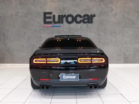 DODGE Challenger 6.4 V8 HEMI R-T SCAT PACK TORQUEFLITE AUTOM�TICO, Foto 4