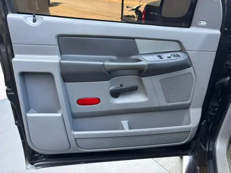 DODGE Ram 5.9 I6 24V 2500 SLT 4X4 CABINE SIMPLES HAVE DUTY TURBO DIESEL AUTOM�TICO, Foto 15