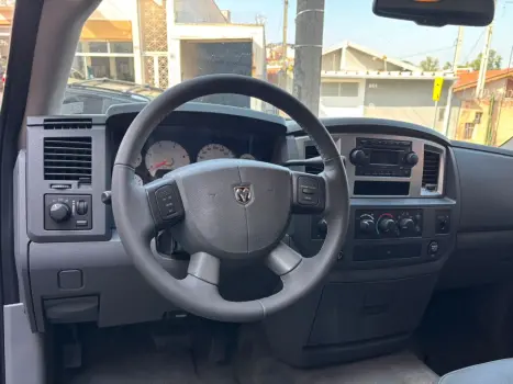 DODGE Ram 5.9 I6 24V 2500 SLT 4X4 CABINE SIMPLES HAVE DUTY TURBO DIESEL AUTOM�TICO, Foto 16
