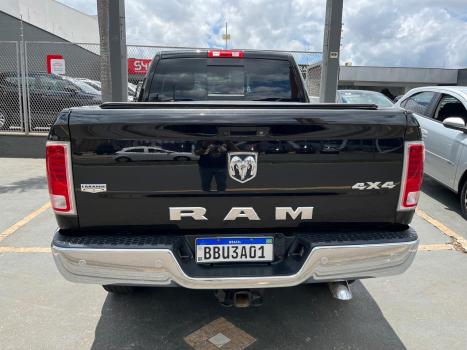 DODGE Ram 6.7 I6 24V 4P 2500 LARAMIE 4X4 TURBODIESEL  AUTOMÁTICO CABINE DUPLA, Foto 2 DODGE Ram 6.7 I6 24V 4P 2500 LARAMIE 4X4 TURBODIESEL  AUTOMÁTICO CABINE DUPLA, Foto 2