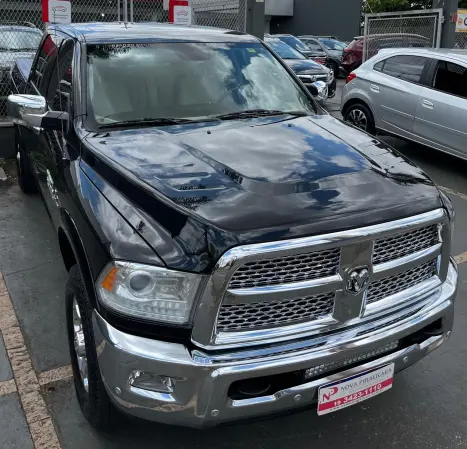 DODGE Ram 6.7 I6 24V 4P 2500 LARAMIE 4X4 TURBODIESEL  AUTOMÁTICO CABINE DUPLA, Foto 12 DODGE Ram 6.7 I6 24V 4P 2500 LARAMIE 4X4 TURBODIESEL  AUTOMÁTICO CABINE DUPLA, Foto 12