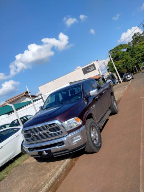 DODGE Ram 6.7 I6 24V 4P 2500 LARAMIE 4X4 TURBODIESEL  AUTOMTICO CABINE DUPLA, Foto 1