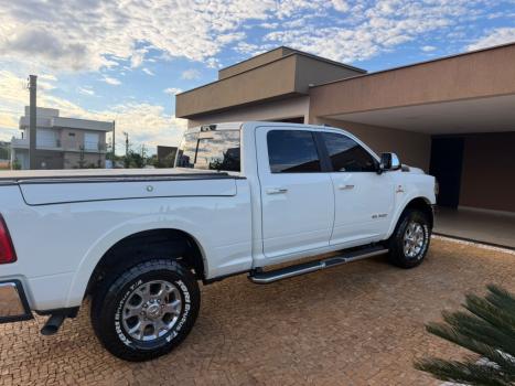 DODGE Ram 6.7 I6 24V 4P 2500 LARAMIE 4X4 TURBODIESEL  AUTOMÁTICO CABINE DUPLA, Foto 6