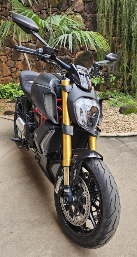 DUCATI Diavel 1260 S, Foto 1