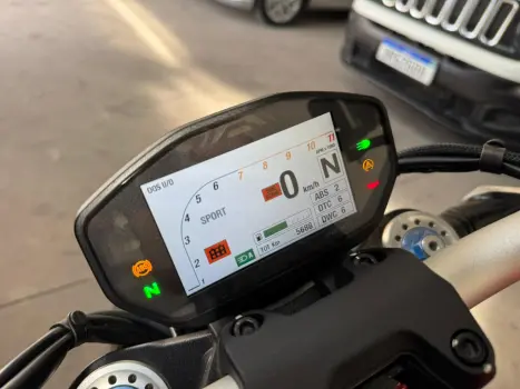 DUCATI Monster 1200 ABS, Foto 6