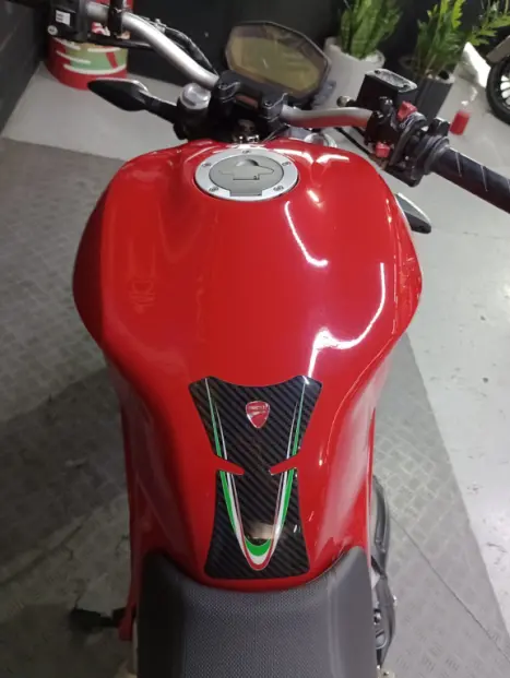 DUCATI Monster 797 , Foto 2 DUCATI Monster 797 , Foto 2