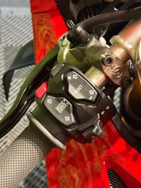 DUCATI Panigale 1100 V4 S, Foto 12