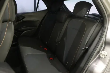 FIAT Argo 1.3 4P FIREFLY FLEX TREKKING, Foto 8 FIAT Argo 1.3 4P FIREFLY FLEX TREKKING, Foto 8