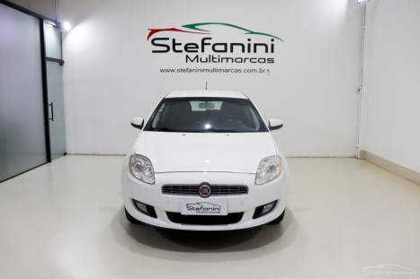 FIAT Bravo 1.8 16V 4P ESSENCE FLEX, Foto 2