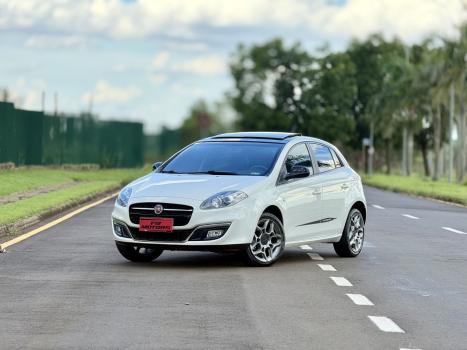 FIAT Bravo 1.8 16V 4P FLEX BLACKMOTION DUALOGIC AUTOMATIZADO, Foto 1