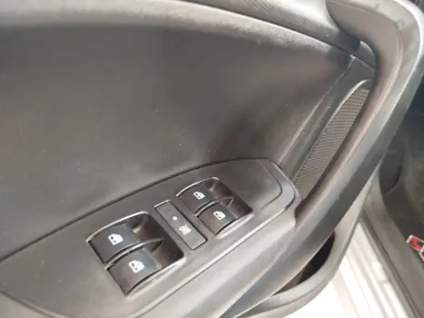 FIAT Cronos 1.0 4P FIREFLY FLEX DRIVE, Foto 11 FIAT Cronos 1.0 4P FIREFLY FLEX DRIVE, Foto 11