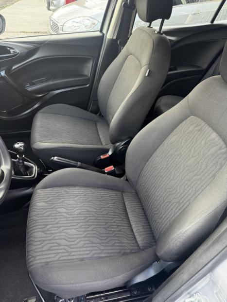 FIAT Cronos 1.3 4P FLEX, Foto 8