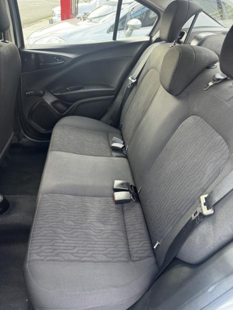 FIAT Cronos 1.3 4P FLEX, Foto 9
