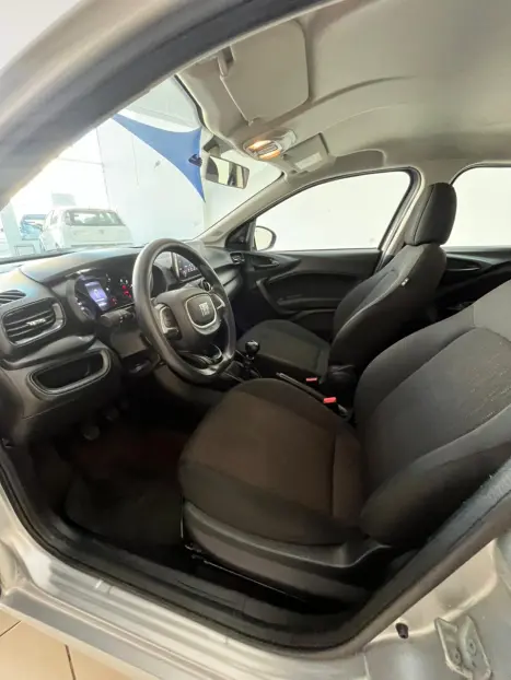 FIAT Cronos 1.3 4P FLEX DRIVE, Foto 10 FIAT Cronos 1.3 4P FLEX DRIVE, Foto 10