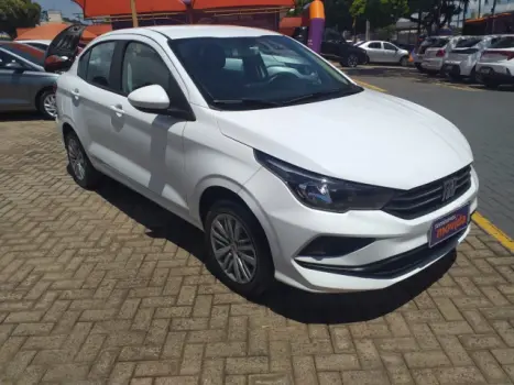 FIAT Cronos 1.3 4P FLEX DRIVE, Foto 2