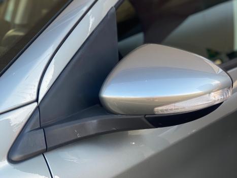 FIAT Cronos 1.8 4P FLEX PRECISION AUTOM�TICO, Foto 14